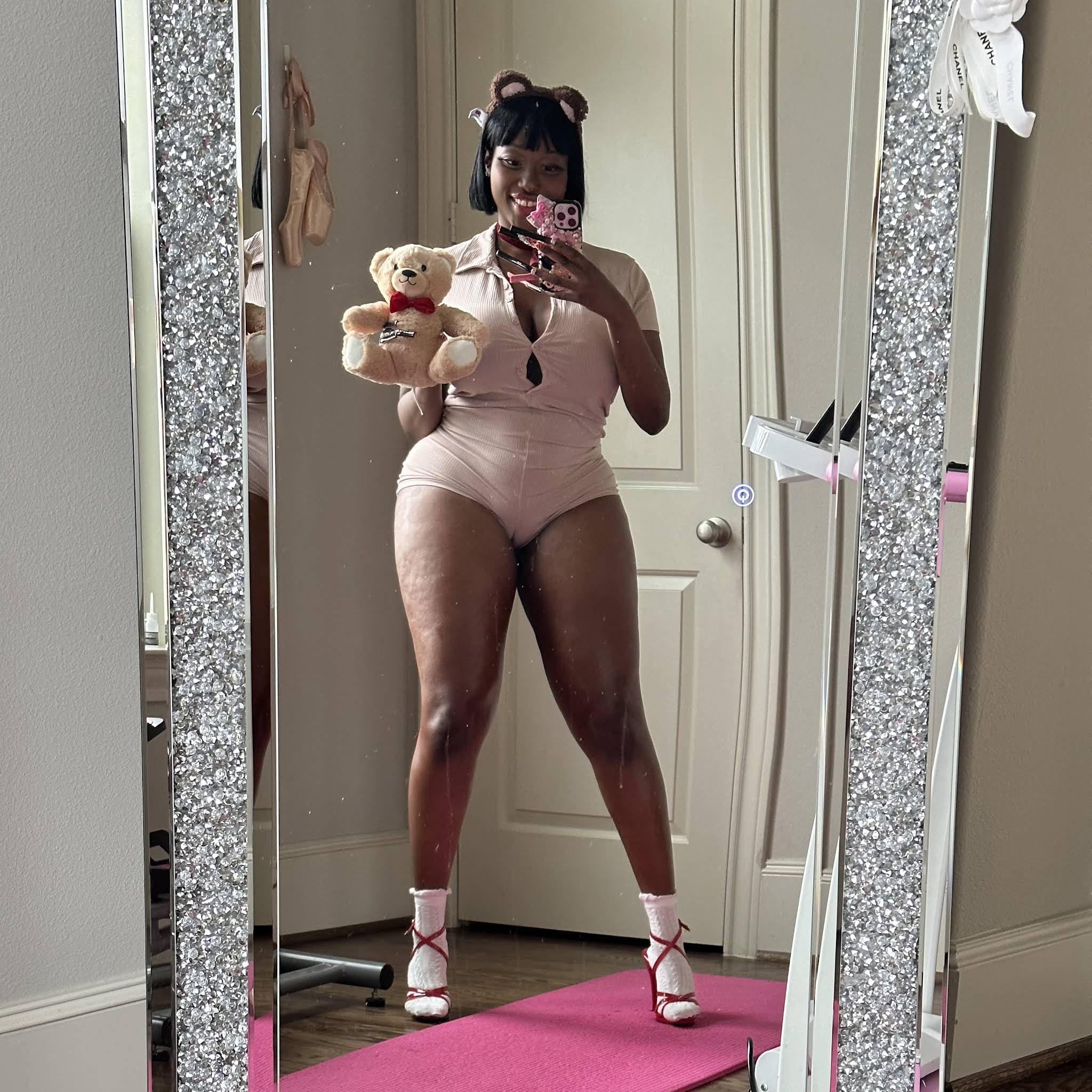 Post from Lily Dior Official