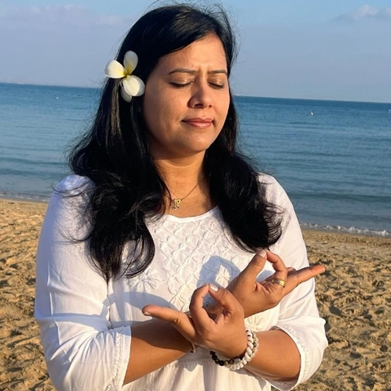 YOGA SHAKTI - Shakti Pachauri 