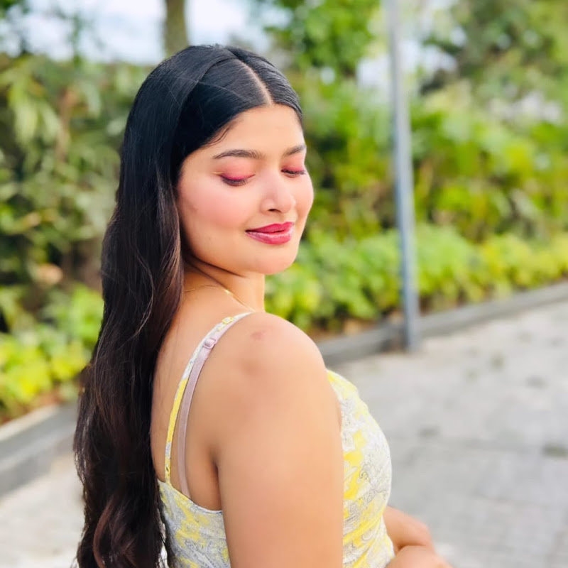 Deepika S singha