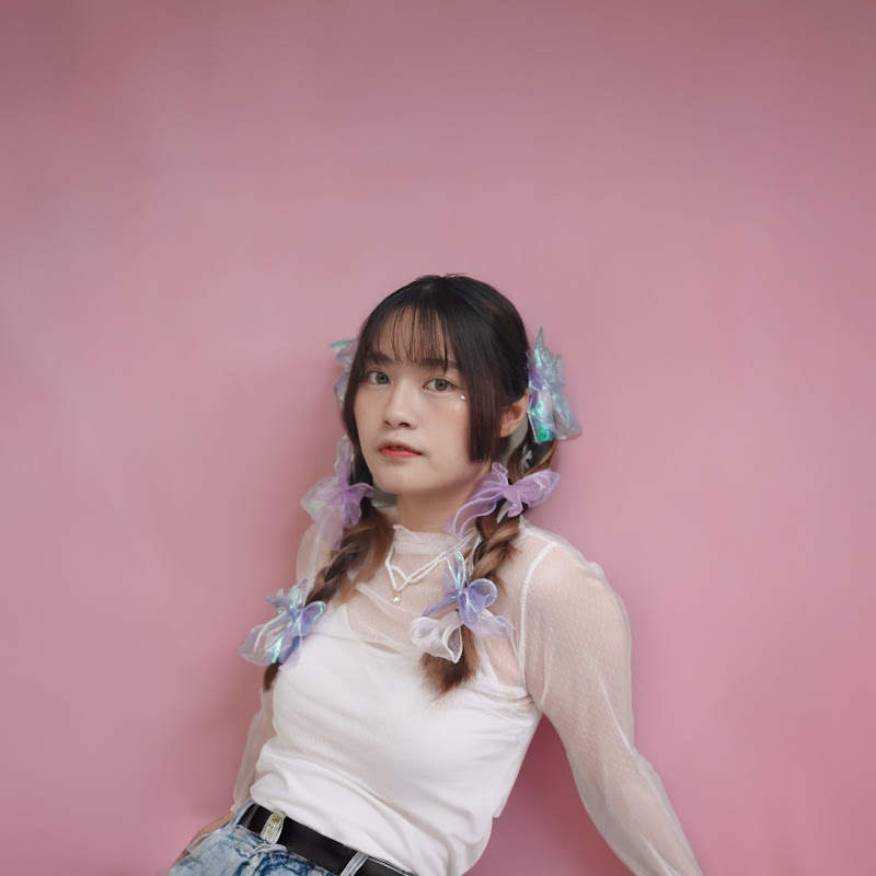 YYの少女日記 Logo