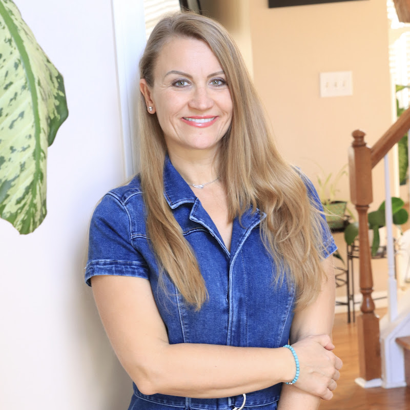 The Mind Body Expert - Maria Angelova 