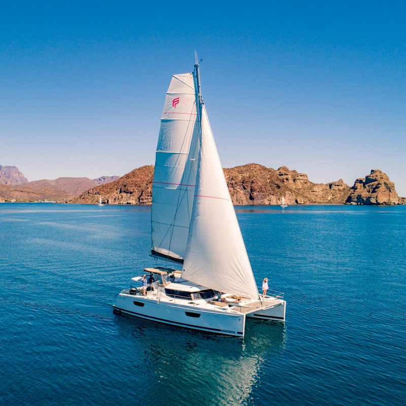 catamaransailingadventures