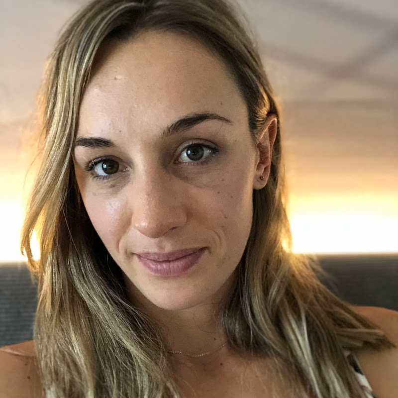 Carmel Hinks Saxby Logo