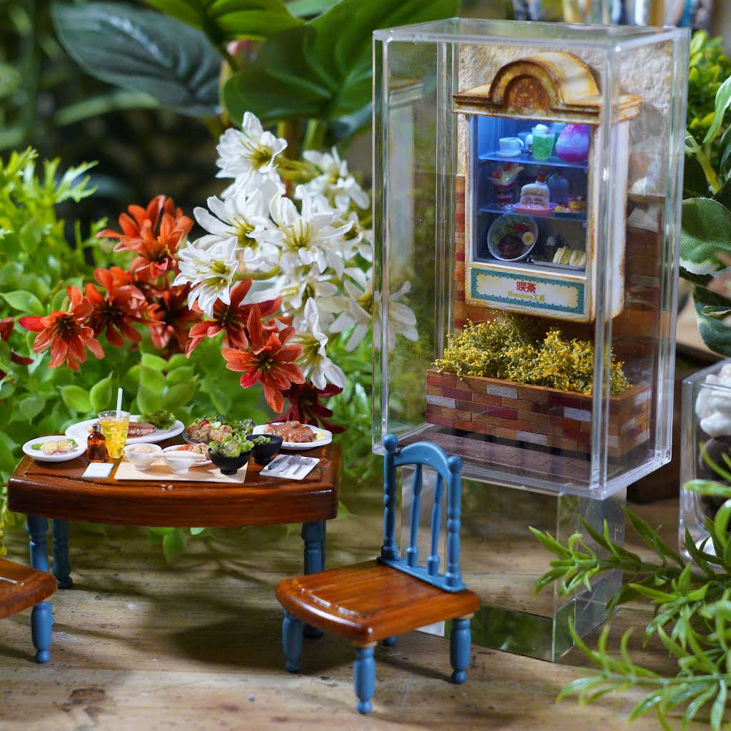 値下げしました〜‼️世界に一つしかない。手作りテーブルセット　現品一点限り ピープル 全身でブロック 入って遊べるセット : ベビー用品