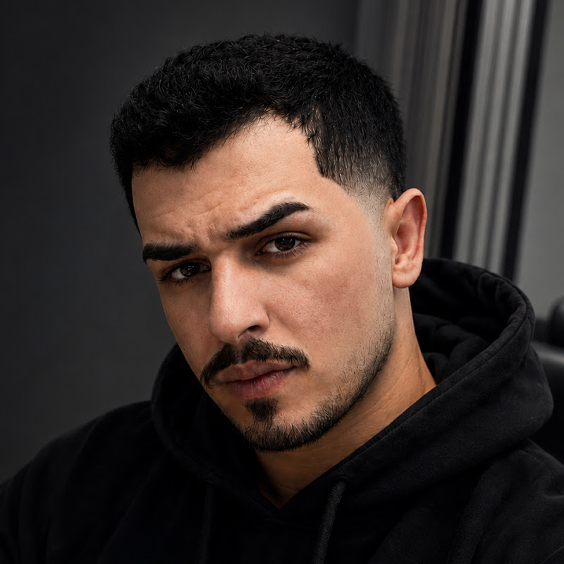 ادم وجدي