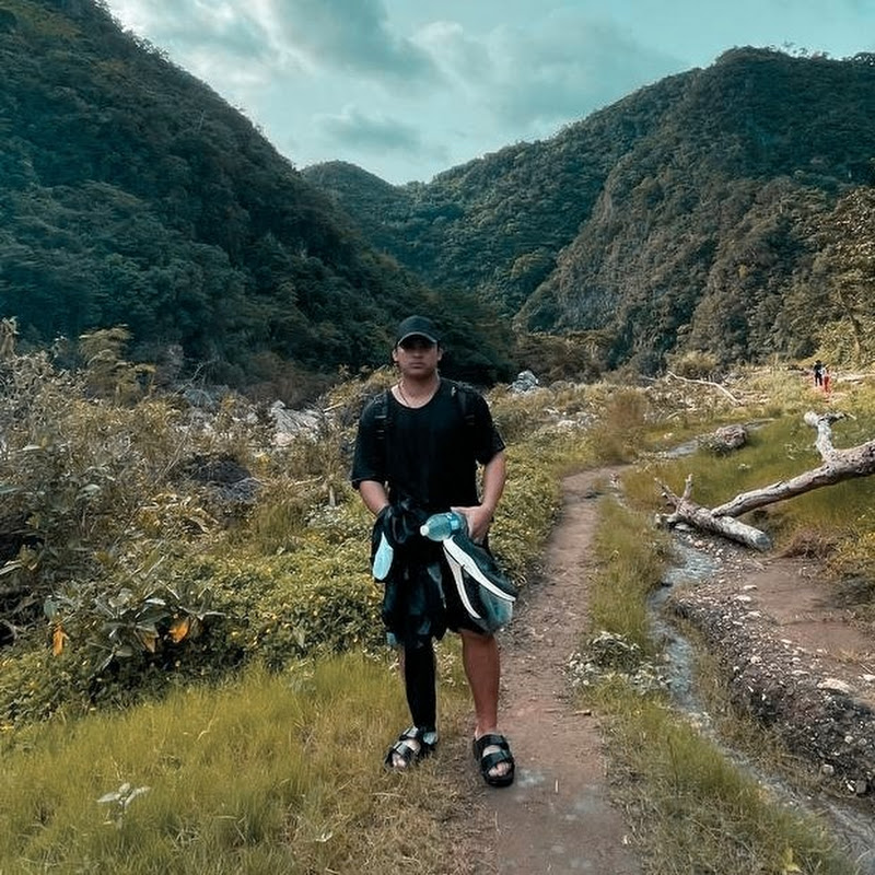 Jhon Axl Atienza