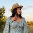 nEl_OsrbtSc-channel-avatar-Lola from Polissia