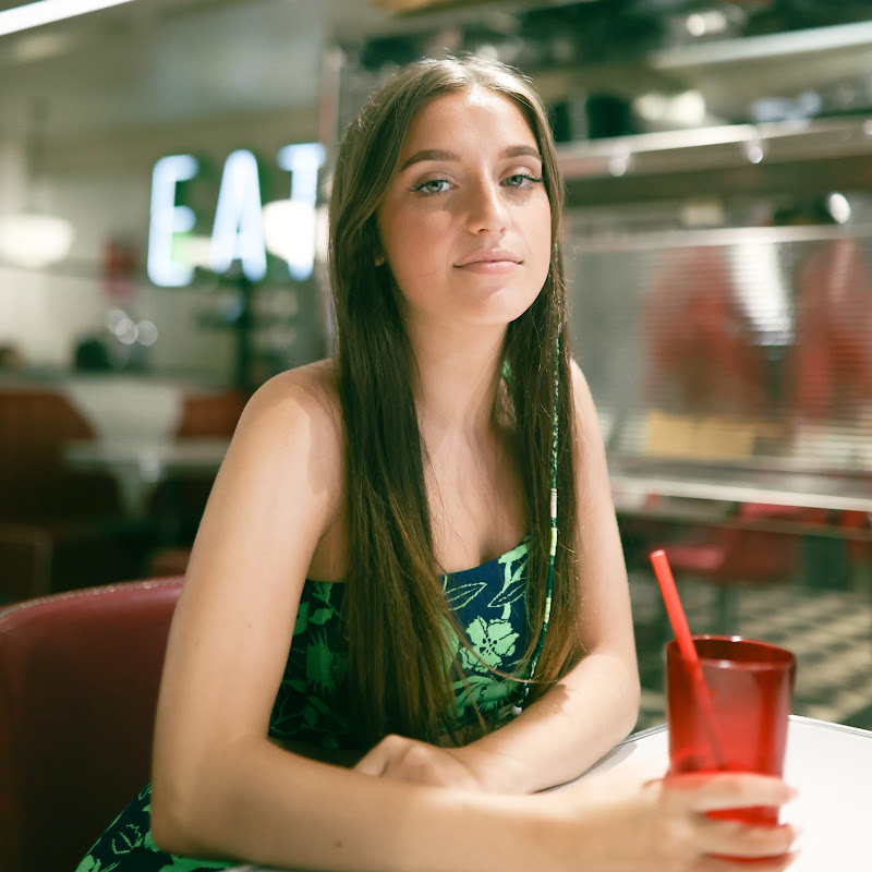 Jess Reinl icon