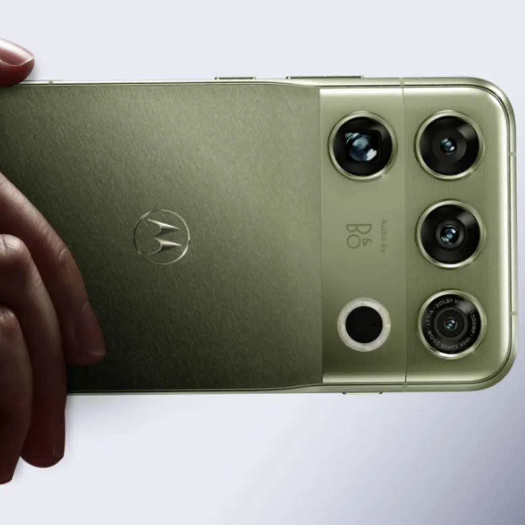 News: motorola signature 27 svela IA, fotocamera periscopica da 200 MP e Audio by B&O 📱
