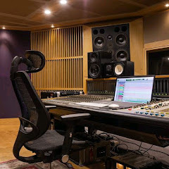 Studio Moon