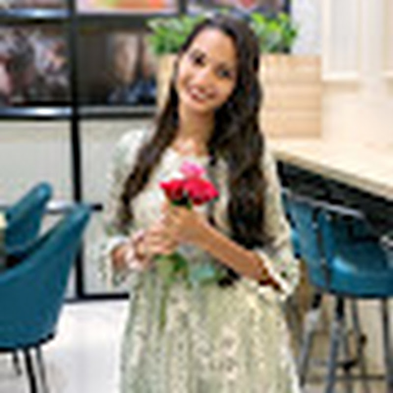 Hire It's pranita — Yoga Philosophy YouTube creator for sponsorships