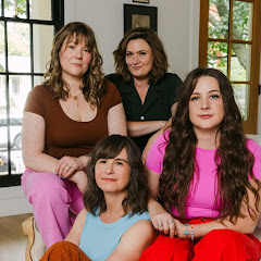 Della Mae