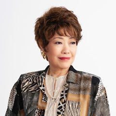 Junko Akimoto - Topic