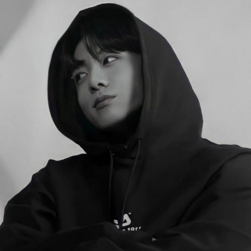 Hire ⟭⟬ BTS Army NEHA ⟭⟬ — Music & Audio YouTube creator for sponsorships