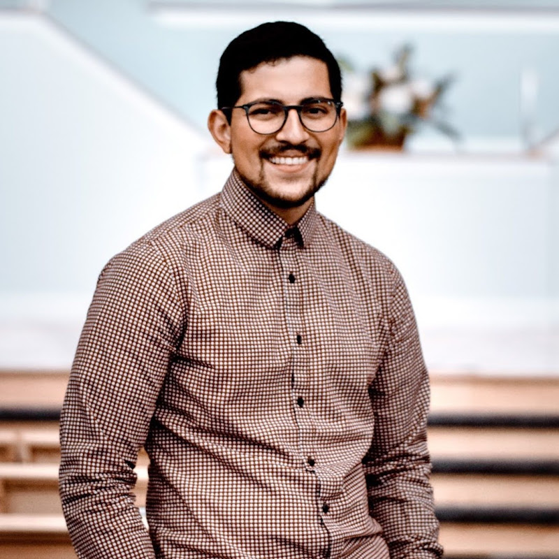 Jose Briones - Dumbphone Reviews