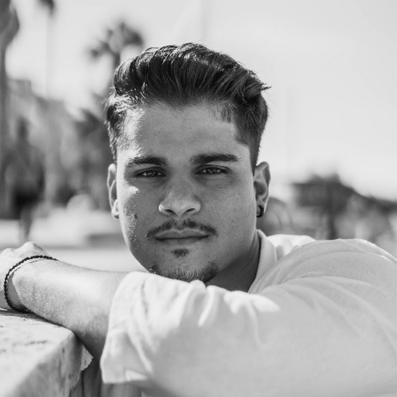 Vasilis Dimitriou Official 