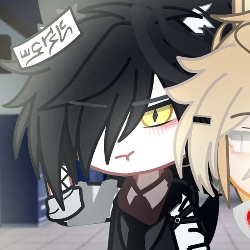─ 𝐀𝐳𝐡𝐞𝐥𝐥𝐚_夢月 •