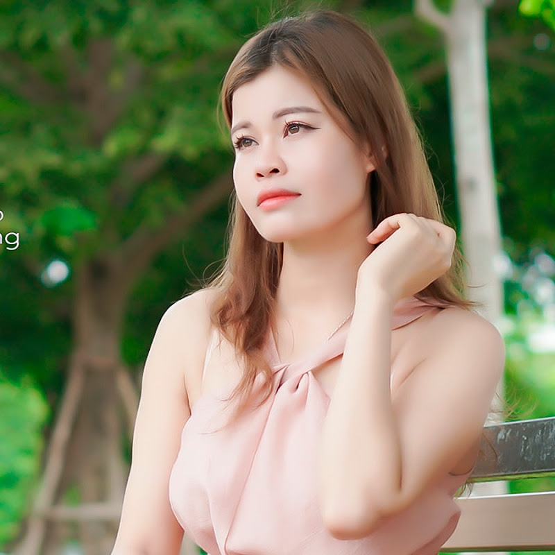 Khánh Ngọc Singer