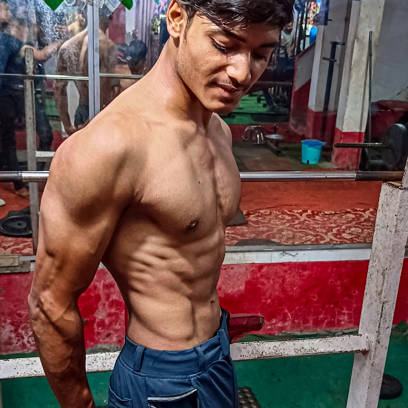 Fit Shariq Ana