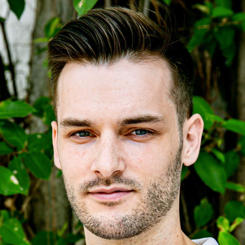 Neil In Thai avatar