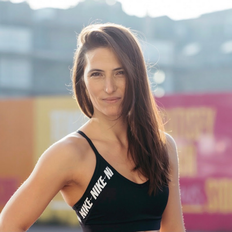 Adela Stingaci