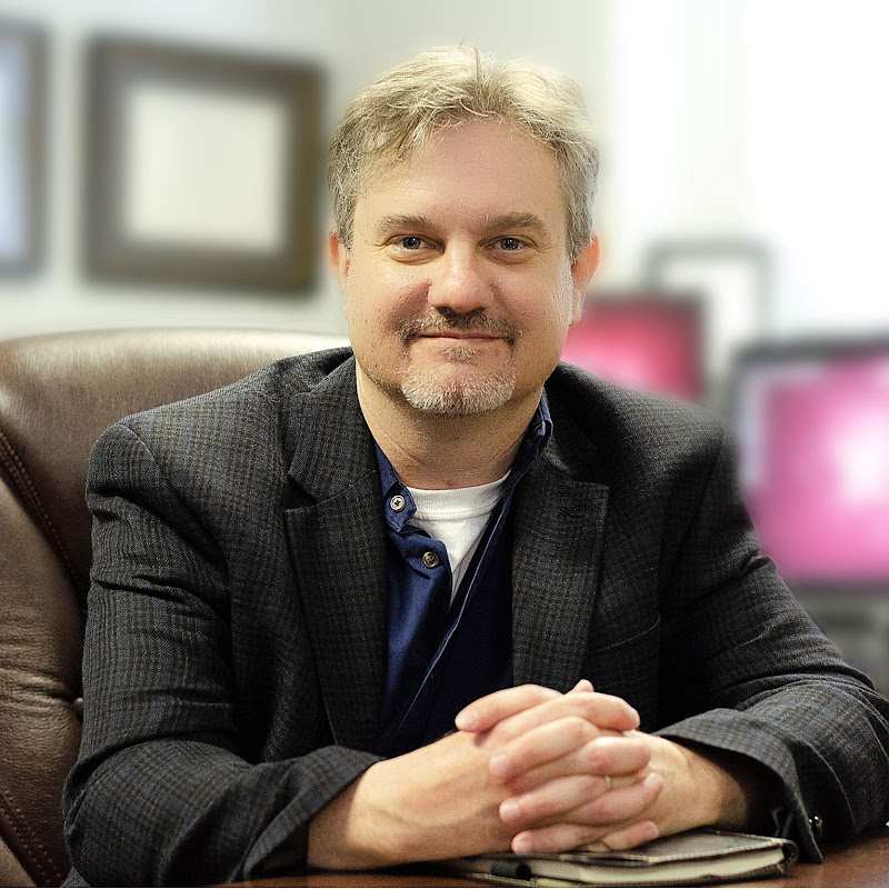 FinanceAuthor