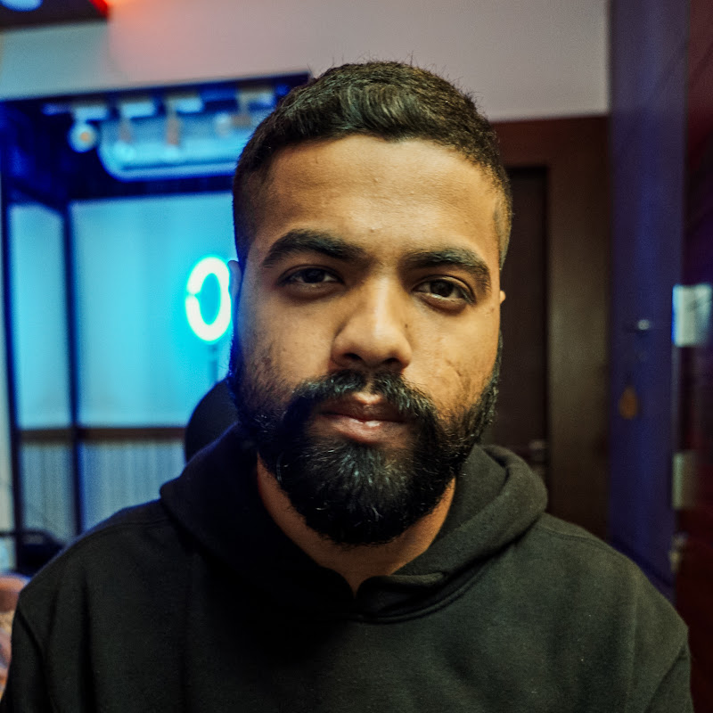 Shaumit | Editorsinventory