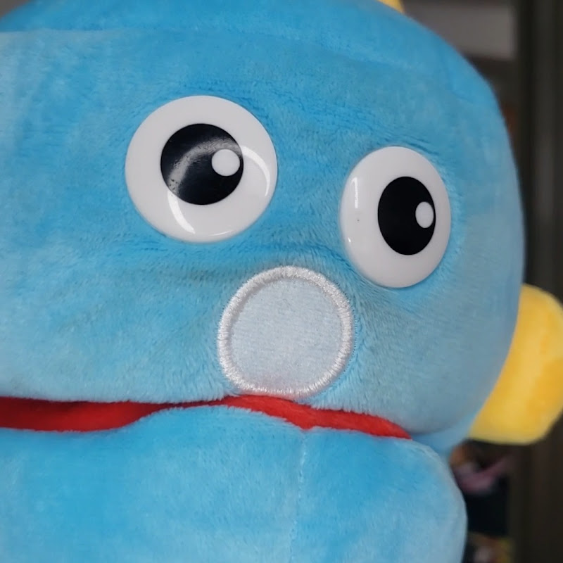 DEDEDE the Robot