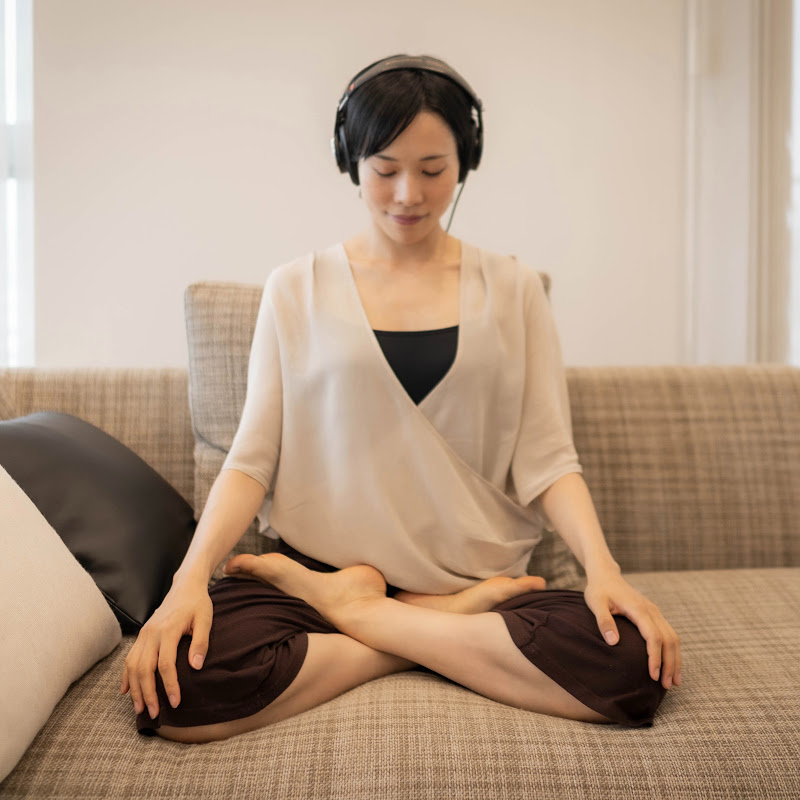 八田幸子 | 声で心を整える