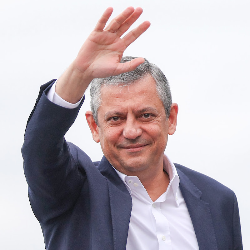 Özgür Özel