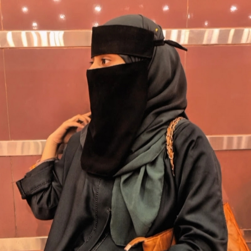 Hafsa jabi calligraphy