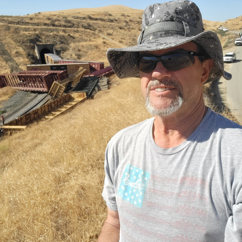 Mark Clay McGowan Logo