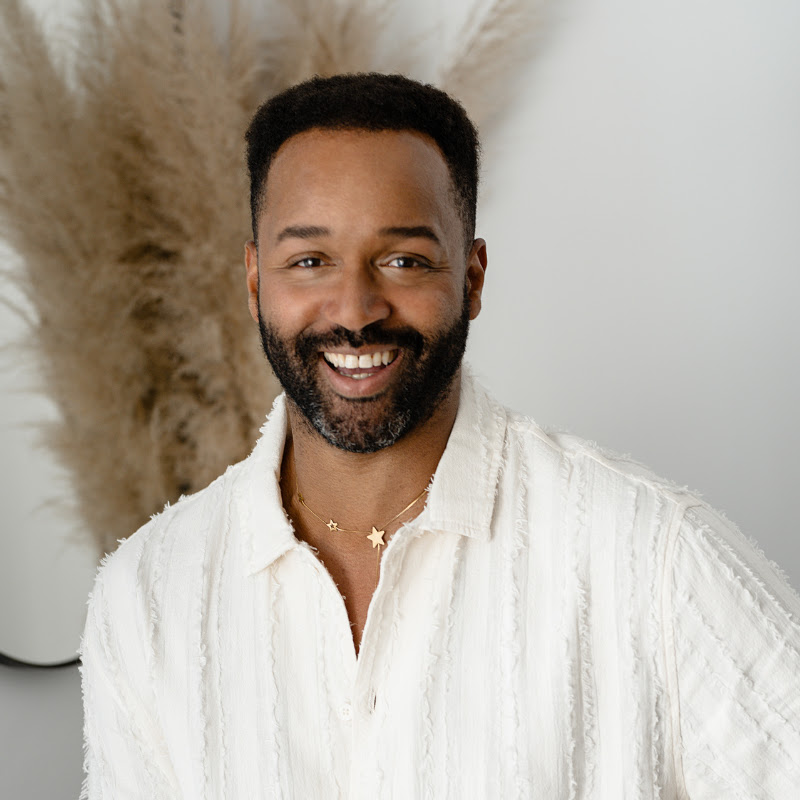 Hogarth's Global Astrology