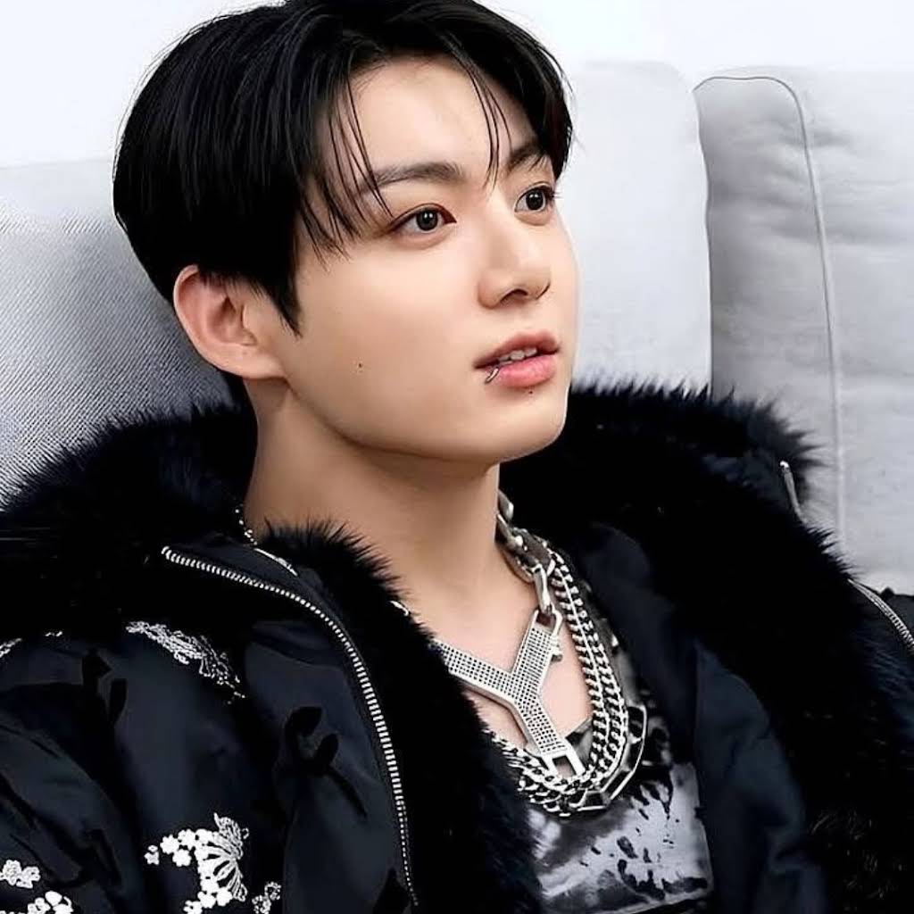 Post from Bts Army Hub - YouTube