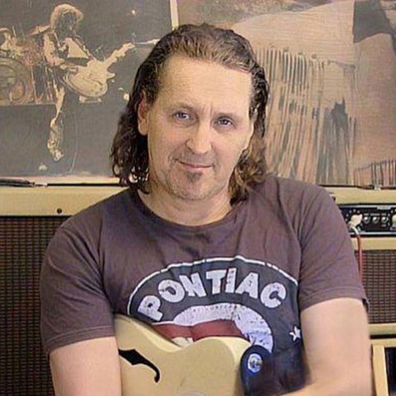 Guitar With Peter