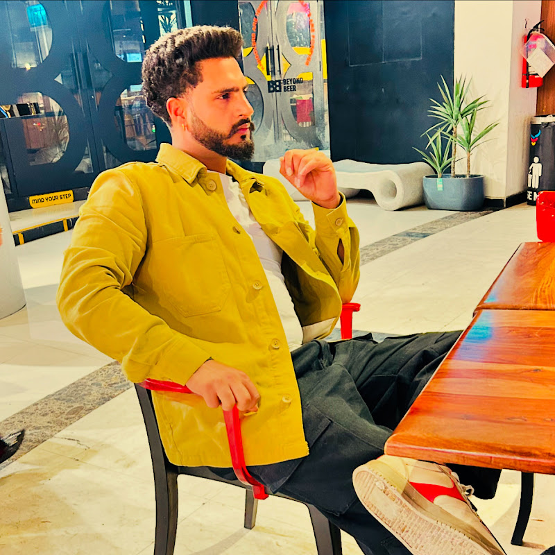 Heavy discount shorts 😎