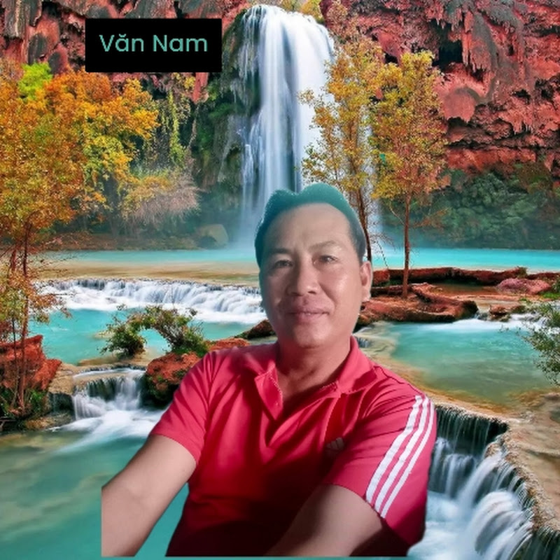 Nam đổ nước
