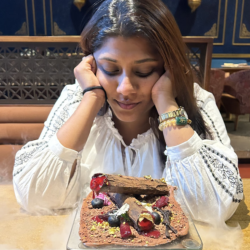 Tanishka On The Go