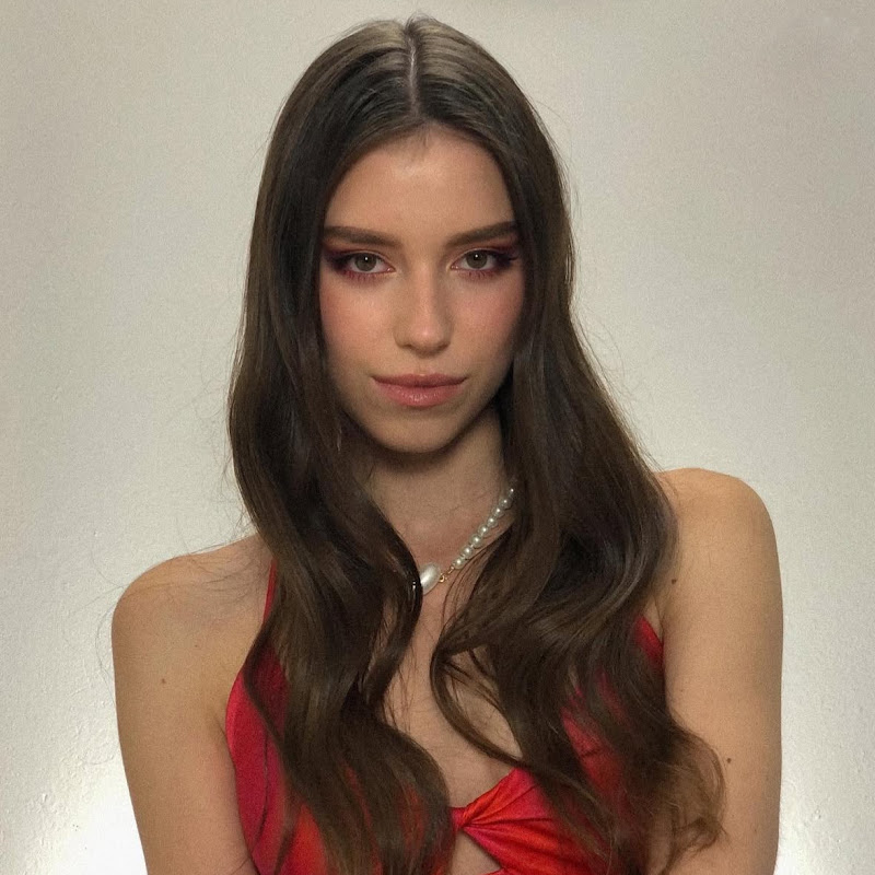 ANNA MARIA