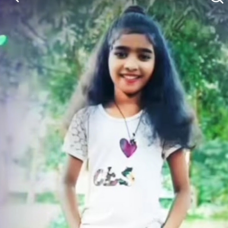 Rashmi priya shorts dance