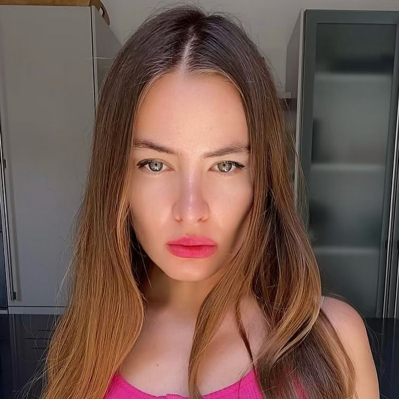 Mia Simm