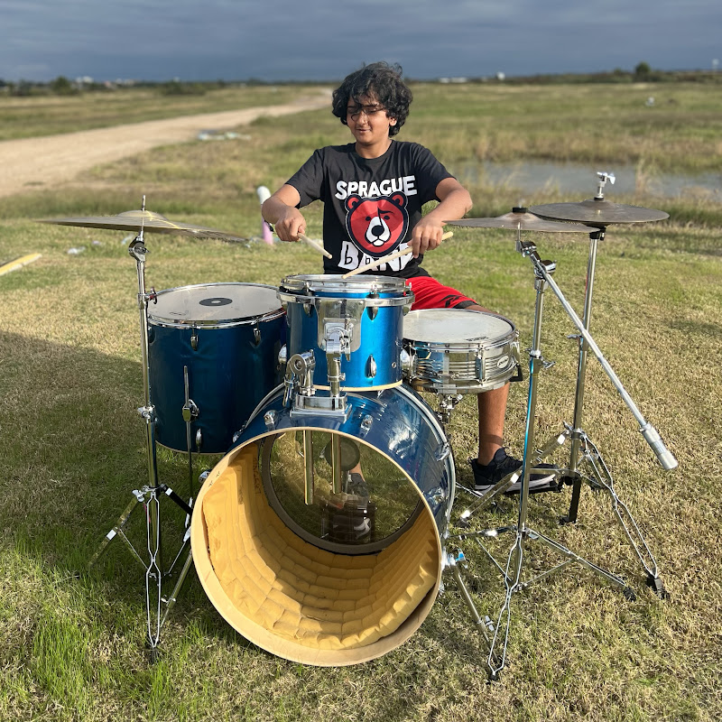 Hire Adi's Music Mashup — Music Theory & Instruments (Educational) YouTube creator for sponsorships