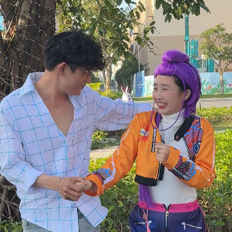 K-Demon Couple | Rumi & Jinu