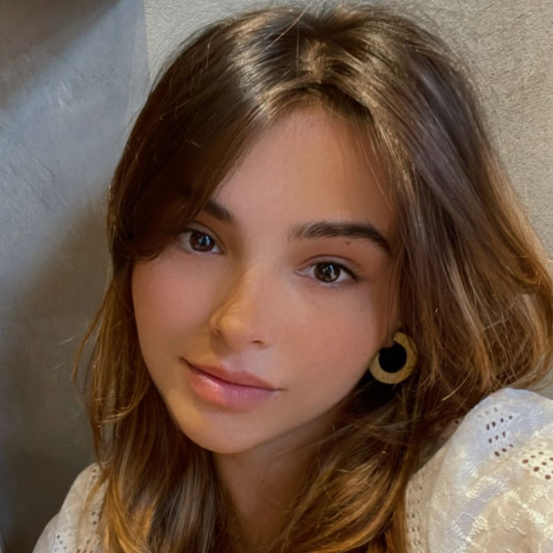 Lascău Larisa