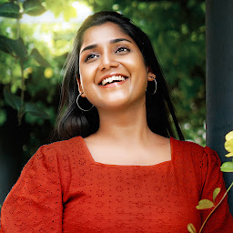 Aarthi Edwin photo
