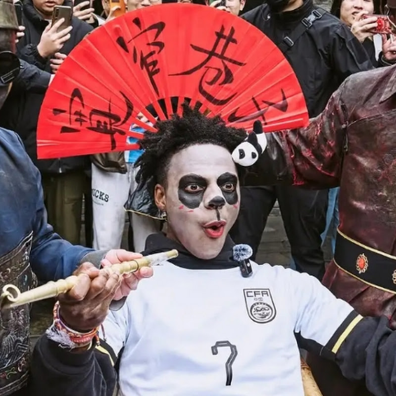 Hire DukeSu  — Celebrity News & Gossip YouTube creator for sponsorships