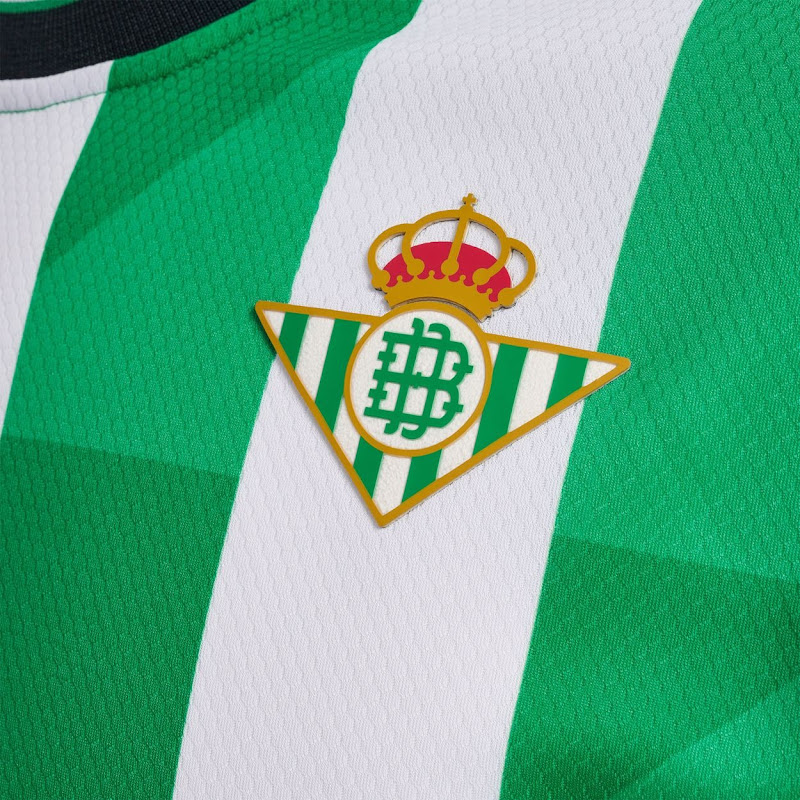 FÚTBOL VERDE Y BLANCO