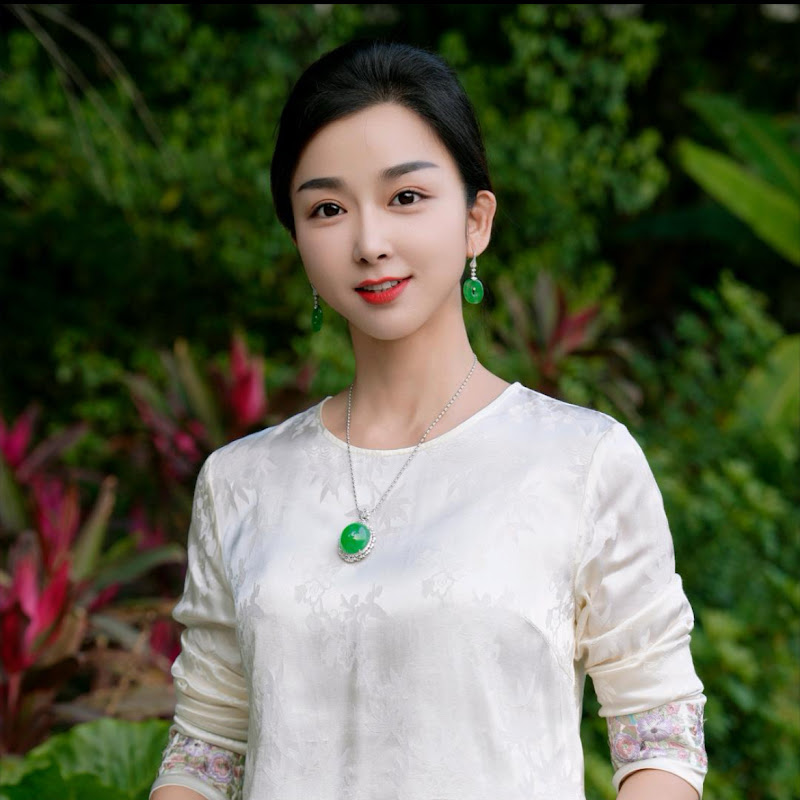 树树翡翠珠宝