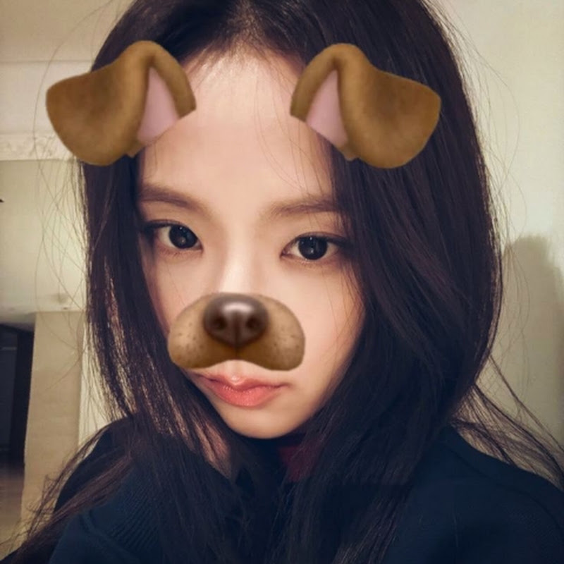 Jisoo'nun Ayağı 🐇🐾
