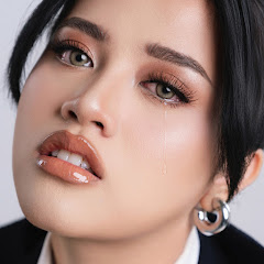 Shabrina Leanor - Topic